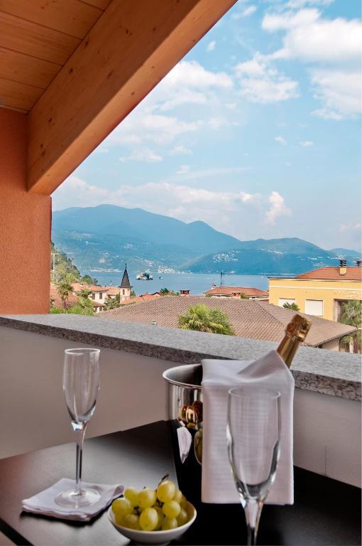 Helianthus Residence Cannero Riviera Room photo